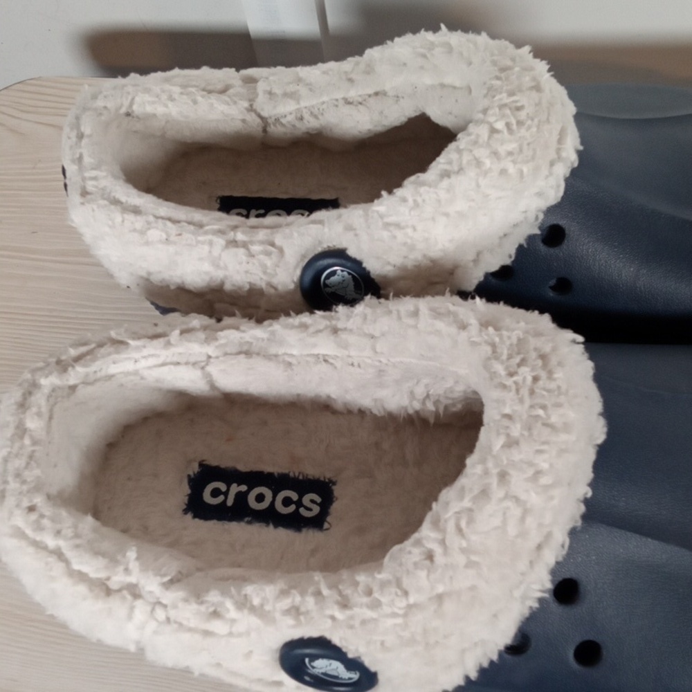 CROCS Blitzen11 Mule Navy Fur Slip On Shoes Outside Inside Womens 9 - Picture 2 of 9